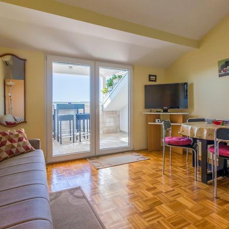 Apartments By The Sea Selce, Crikvenica - 4802 Exterior photo